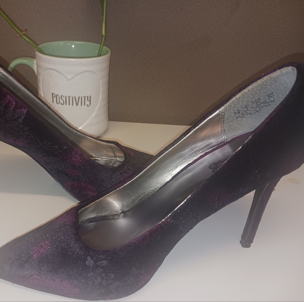 Carlos Santana Grape Floral Suede Heels